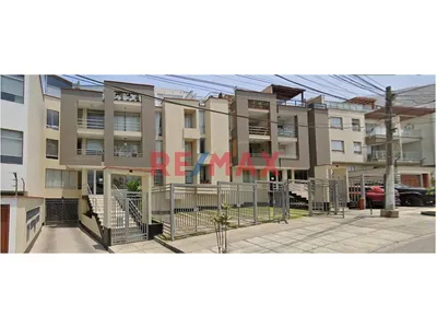 Alquiler De Departamento - Las Lomas De La Molina - La Molina