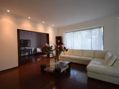 Venta de Casa en San Isidro - Lima 4 Dormitorios 