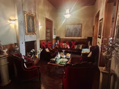 ¡Oportunidad Única En El Corazón De Arequipa! Venta De Casa Como Terreno (4 Niveles)
