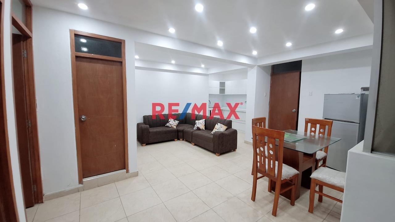 SE ALQUILA DEPARTAMENTO SEMI AMOBLADO EN 2DO PISO - FRENTE AL MAR, HUANCHACO, TRUJILLO - S/1,200