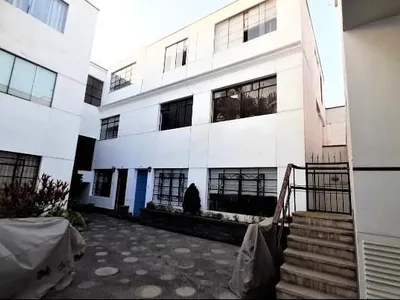 Venta de Casa en Miraflores - Lima 3 Dormitorios