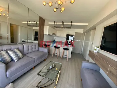 Moderno Departamento Con Vista Panorámica Y Acceso A San Isidro