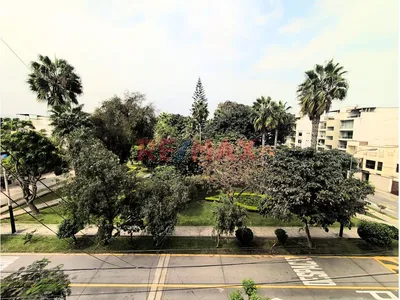 Duplex En Venta 212 M2 En Urb Higuereta - Surco