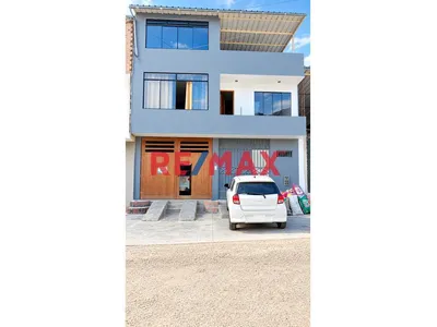 Casa Multifamiliar 3 Pisos Vivienda - Inversion
