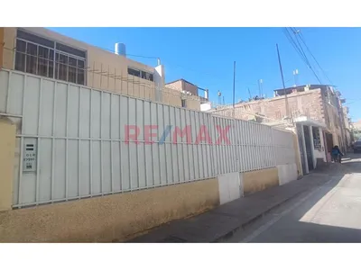 Alquiler De Casa Para Empresa