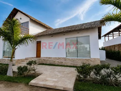 Casa de Playa en venta · Condominio Playa el Carmen, San Vicente de Cañete · 270 m², 5 dorm.