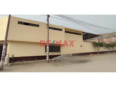 Se Vende Local Comercial Ubicado En Manchay, Con R .D. Y Licencias Vigentes