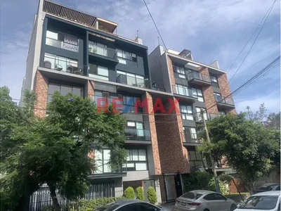 Se Vende Amplio Departamento En Surco