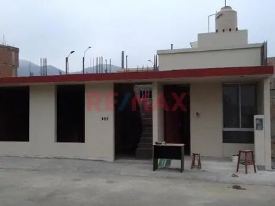 Venta de Casa en Carabayllo - Lima 5 Dormitorios
