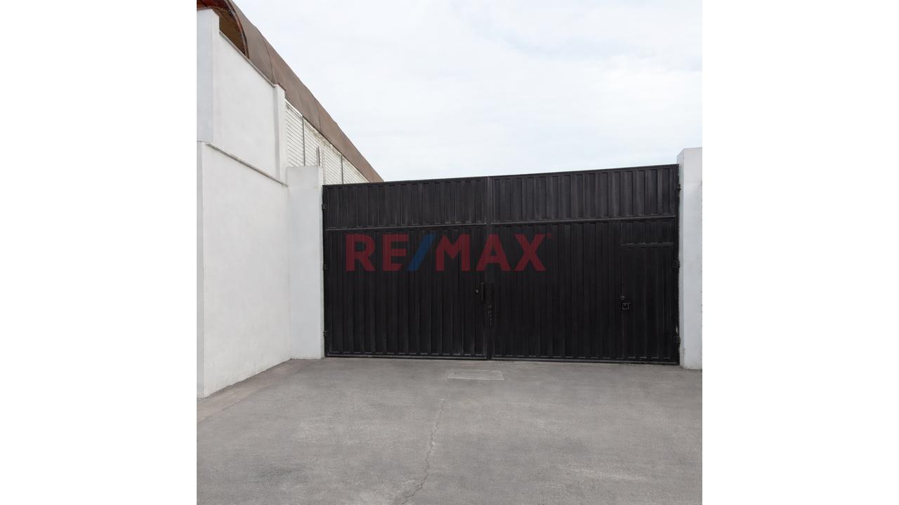Local Industrial Estratégico En Óvalo De Arriola – 1,561 M² Con Alto Potencial Operativo