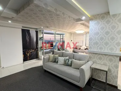 Elegante Triplex De Lujo En Campo Verde – Cerro Colorado ✨