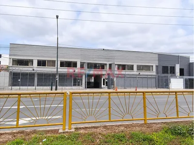 Local Comercial En Venta De 1,080 M² – Santa Catalina
