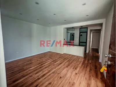 Se Vende Hermoso Departamento En Segundo Piso Con Vista A La Campiña - Huaranguillo