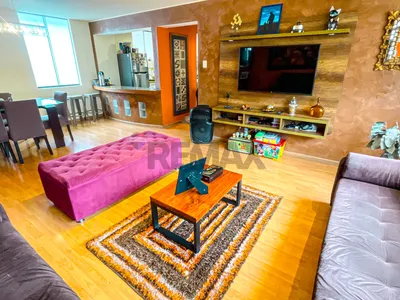 Se Vende Triplex En Monterrico Surco