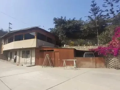 Casa en venta · Calle Monte Blanco N 1Xxx, Ate · 817 m²