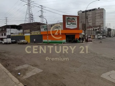 Venta de Local Comercial en Los Olivos - Lima 0 Dormitorio 