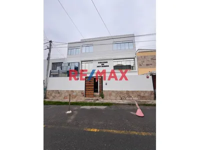 Se Vende Casa Comercial – Urb. Orrantia - Cercado