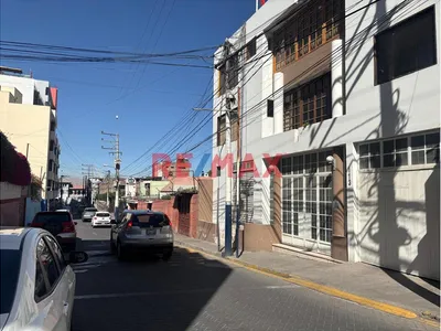 🏢 Local Comercial En Alquiler – Yanahuara