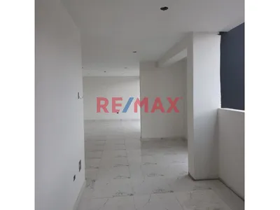 Venta De Amplio Departamemto_ Tiabaya