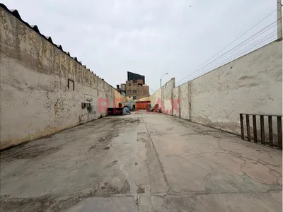 Alquilo Local De 520 M² Para Almacén, Centro De Operaciones O Logística – San Martín De Porres