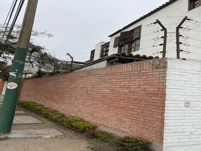 Venta de Terreno / Lote en Santiago de Surco - Lima 0 Dormitorio 
