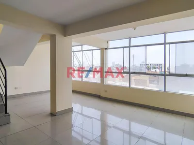 ¡Amplio Dúplex En 5To. Piso En Excelente Zona De San Miguel!