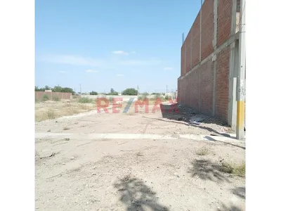 Vendo Terreno En La Urb. La Planicie Iv Etapa - Área 112.54 M2 En Esquina