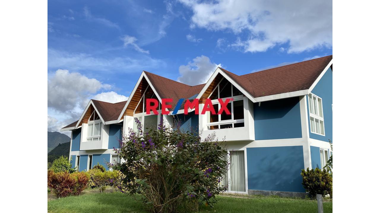 Alpental - Oxapampa - Casa En Venta En Exclusivo "Condominio Alpental Barrio Privado"