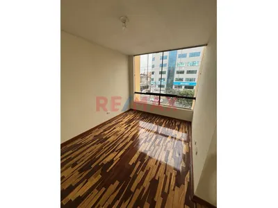 Departamento en venta · Av. los Ruiseñores 465, Santa Anita · 70 m², 3 dorm.