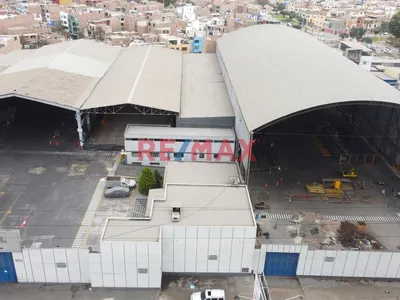 Terreno Resindencial, Comercial O Almacen En Av Argentina Callao