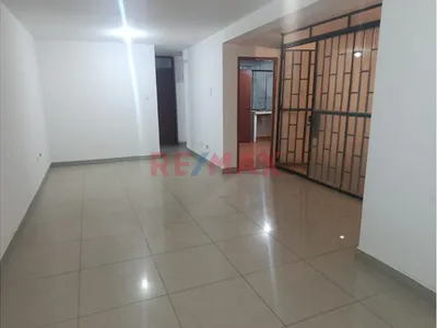 Departamento En Alquiler En 2Do Piso En Los Olivos