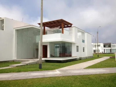 Casa en venta · Condominio Moravia 1, Mala · 224 m², 5 dorm.