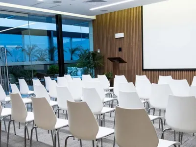 Venta de Oficina en San Isidro - Lima 8 Dormitorios
