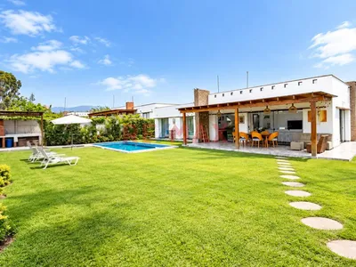 Venta Casa De Campo En El Condominio Las Gardenias De Asia
