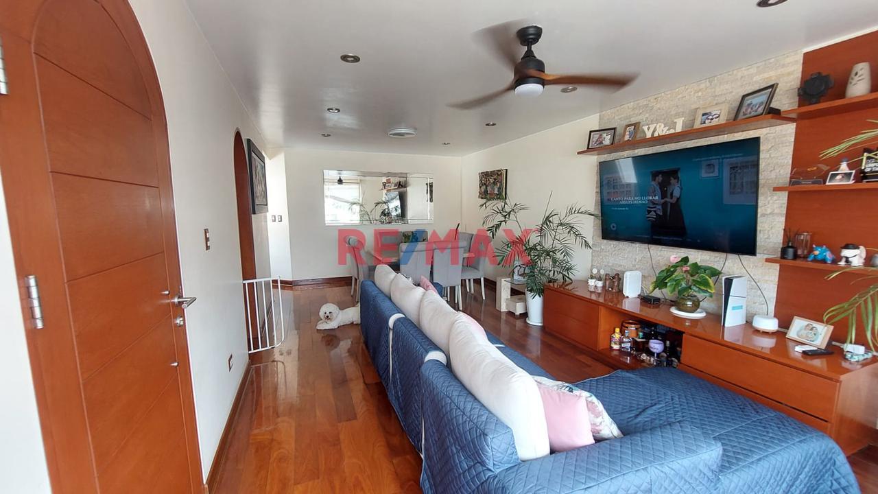 Amplio Y Acogedor Departamento En 5To Piso Incluye Una Linda Terraza En Los Aires