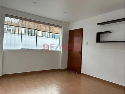 Primer Piso De 3 Dormitorios | 75 M² | Cómodo, Funcional Y Con Gas Natural