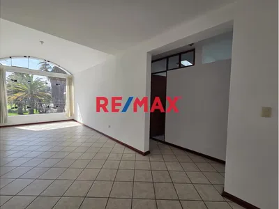 Departamento En Venta, Incluye 2 Departamentos Y Amplia Terraza