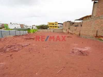 🏗️¡¡ Atencion Inversionistas!! Terreno De 970 M² En Chorrillos – Todos Los Servicios Y Gran Potencial De Inversión Gas Calidda