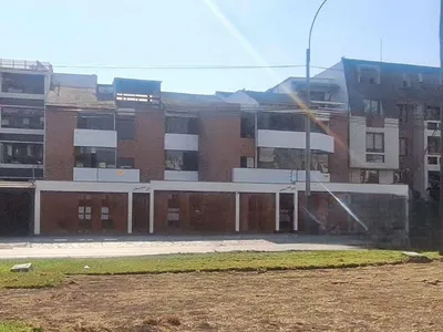 Venta de Departamento en Santiago de Surco - Lima 4 Dormitorios