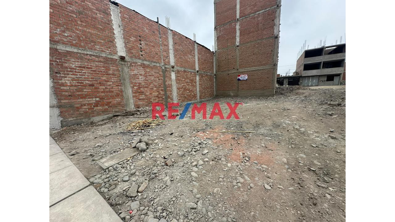 Terreno En Venta Urb. Las Campiñas De Carabayllo, Cerca A Parque