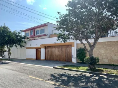 Venta de Terreno / Lote en Santiago de Surco - Lima 0 Dormitorio 