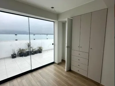 Venta de Departamento en Surquillo - Lima 4 Dormitorios