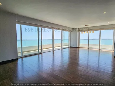 Venta de Departamento en Miraflores - Lima 3 Dormitorios