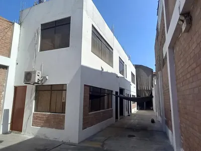Venta de Local Comercial en Chorrillos - Lima 0 Dormitorio 