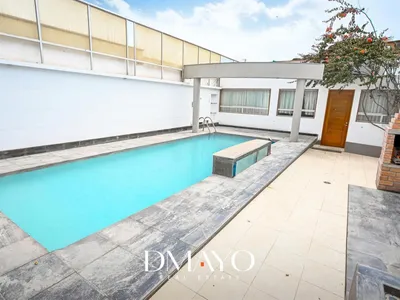 Venta de Casa en Chorrillos - Lima 6 Dormitorios