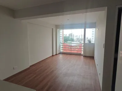 Venta de Departamento en Surquillo - Lima 2 Dormitorios