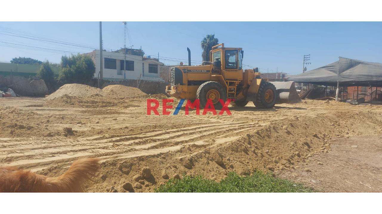 Vendo Lotes De 120 Mt² A 2 Minutos Del Mercado Central De Camana