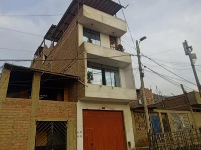 Venta de Casa en Carabayllo - Lima 5 Dormitorios 