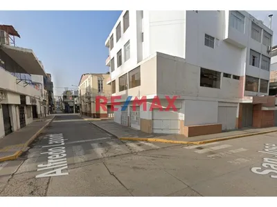 Local En Centro De Chiclayo - 2Do Piso Calle Lapoint