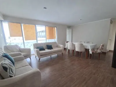 Venta de Departamento en Ate - Lima 3 Dormitorios